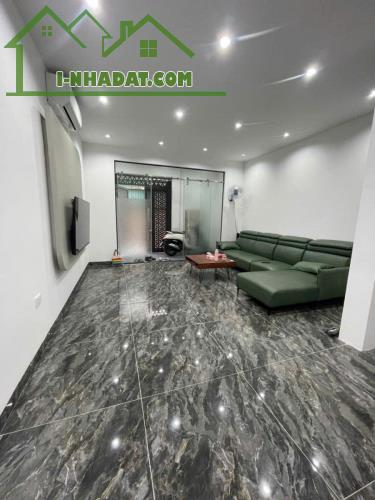 BÁN NHÀ MẶT NGÕ VÕ CHÍ CÔNG 6 TỶ 45m 2 TẦNG MT 4,4m CÁCH 10m Ô TÔ ĐỖ KINH DOANH TÂY HỒ