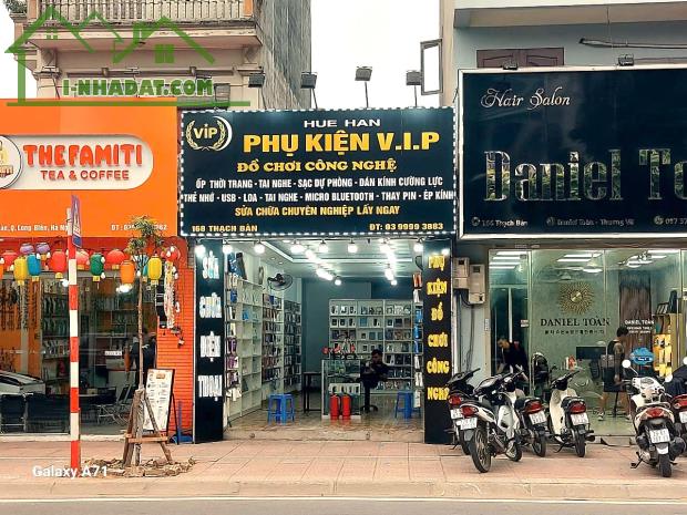 CỰC RẺ! Nhà 42m2 mặt phố Thạch Bàn-hàng xóm Aeon, kinh doanh tấp nập, chỉ 11.5 tỷ.