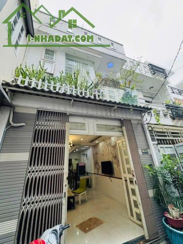 Bán nhà 2 lầu 48m2 ở Đường số 34, Linh Đông, Thủ Đức. SHR, Gần Chợ Bến Đò. Giá 2,850tr TL