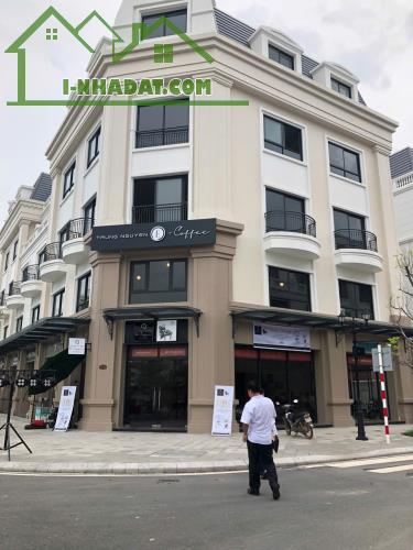 Chỉ hơn 10 tỷ mua ngay căn Shophouse  góc, DT: 127m2 tại Vin Móng Cái