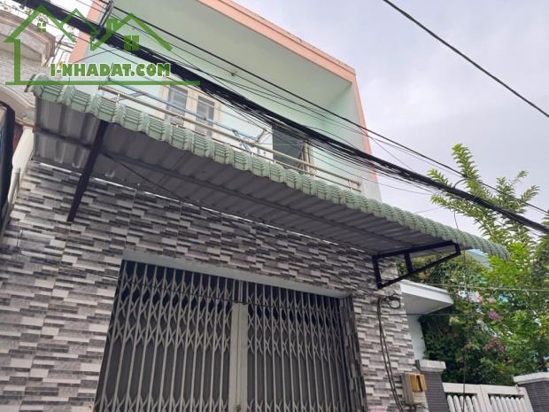 Bán nhà Hương Lộ 2, Bình Tân, 4x18m(72m2), 2 tầng, DT 9triệu, giá chỉ 3tỷ950.Lh 0901013009