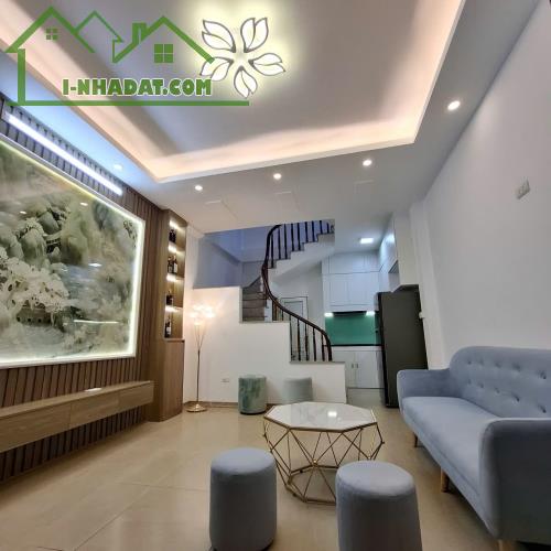Bán nhà riêng phố Kim Ngưu, Hai Bà Trưng 33m2x5 tầng 3pn, sổ đỏ, full đồ 5.75 tỷ - 5