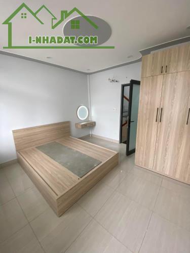 Bán nhà 3 lầu 42m2 ở Nguyễn Đình Chiểu, Phường 5, Quận 3. SHR, Hẻm xe hơi. Giá 2,980tr - 3