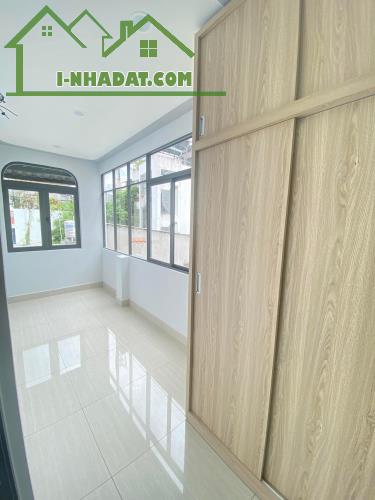 Bán nhà 3 lầu 42m2 ở Nguyễn Đình Chiểu, Phường 5, Quận 3. SHR, Hẻm xe hơi. Giá 2,980tr - 4