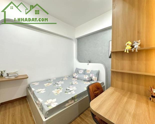 Nhà hẻm sổ nở hậu, DT ( 4 × 15), ra Xô Viết Nghệ Tĩnh, Phường 26, Bình Thạnh - 2