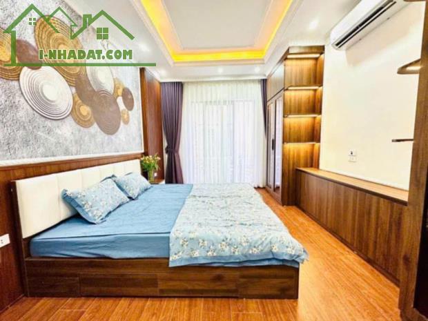 BÁN GẤP NHÀ ĐỘI CẤN MỚI ĐẸP FULL NỘI THẤT 7,5 TỶ