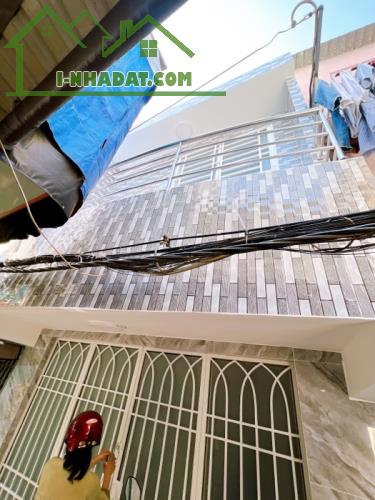 Bán nhà mới Q.4 hẻm 232 Đoàn Văn Bơ P.10 chỉ 2tỷ3 TL DTSD hơn 40m2 - 5