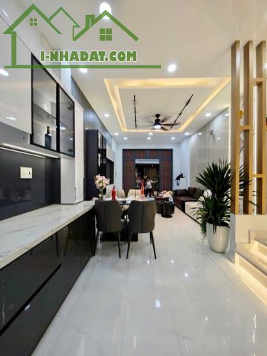 Bán Nhà Đẹp Quận 10 Lý Thái Tổ 4x10 4 Tầng Nhỉnh 7 Tỷ - 3