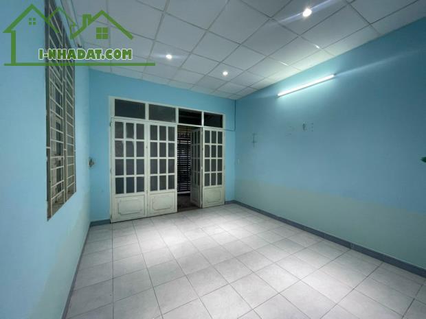 Mặt tiền kinh doanh, hẻm xe hơi 98 Bùi Văn Ba Tân Thuận Đông Quận 7, 90m2 chỉ 8.5 tỷ - 2