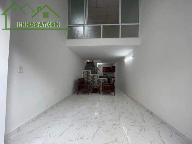 Nhà HXH Âu Cơ, Phường Phú Trung , Q. Tân Phú DTSD 140m2 Chỉ 4.9 tỷ.