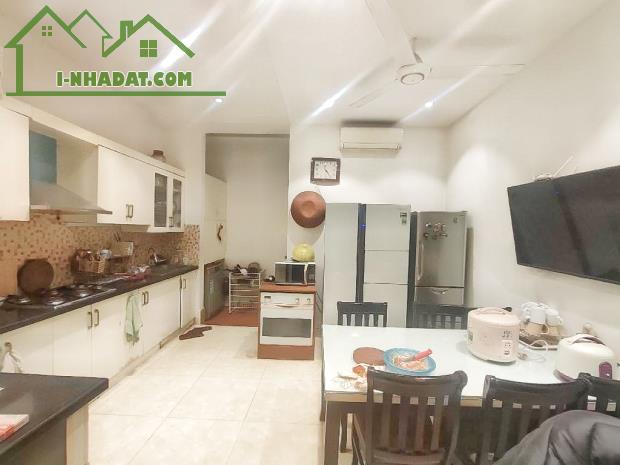 Bán nhà dân xây, ngõ THÔNG - Ô tô TRÁNH Tứ Liên - Tây Hồ. 70m² - Giá 10 tỷ. - 3