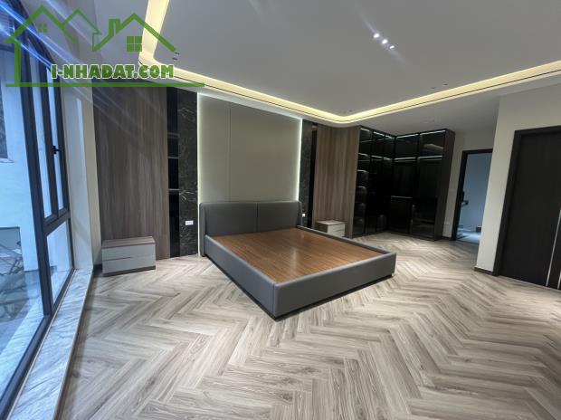 Siêu Phẩm 6T Thang Máy Việt Hưng,ô tô đỗ cổng,Lô Góc, FULL Nội Thất,45m2, Hơn 6 tỷ - 1
