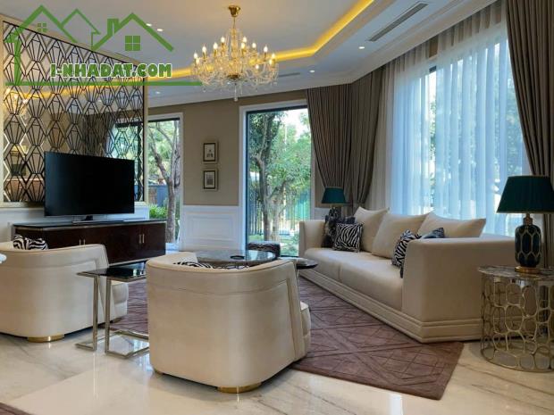 Bán Biệt Thự VIP KĐT Văn Phú, Hà Đông 200m2, 4 Tầng, Nội Thất Cao Cấp, Giá Đầu Tư Chỉ 30 T - 1