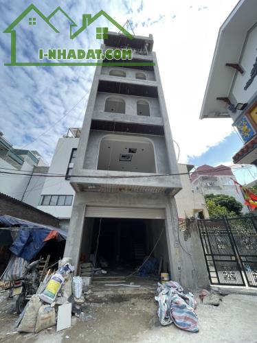 Bán nhà Ngọc Trì,Thạch Bàn 7 tầng,50m,mt4.4m oto vào nhà nhỉnh 9 tỷ