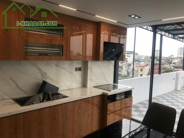 MẶT HỒ KINH DOANH NGỌC LÂM 40M2 x 8T ÔTÔ TRÁNH GARA THANG MÁY NHẬP. 15,8TỶ - 4