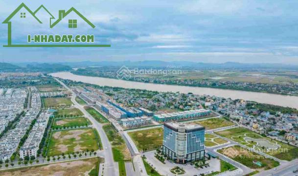 Cho thuê văn phòng (giá chỉ từ 5tr - 15tr/phòng), mặt đường 67m, dự án Central Riverside