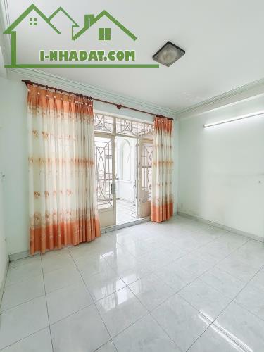 SIÊU HIẾM - CÁCH MẠNG THÁNG 8, QUẬN 10 - 73M2 - NỞ HẬU - HOÀN CÔNG ĐỦ - CHÍNH CHỦ 20 NĂM. - 2