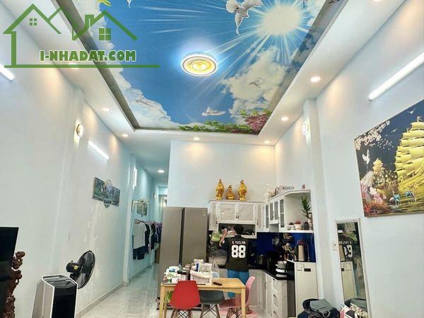 Nhà Đường QL13, Hiệp Bình Phước, Thủ Đức, giá 6 tỷ hơn  - Hxh - 135m2 - Ngay Vạn Phúc City - 1