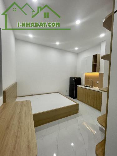 Bán nhà Hoàng Diệu 2, Linh Trung, Thủ Đức, CHDV, 80m2*4 Tầng, Ngay Đại Học Ngân Hàng, Gía - 2