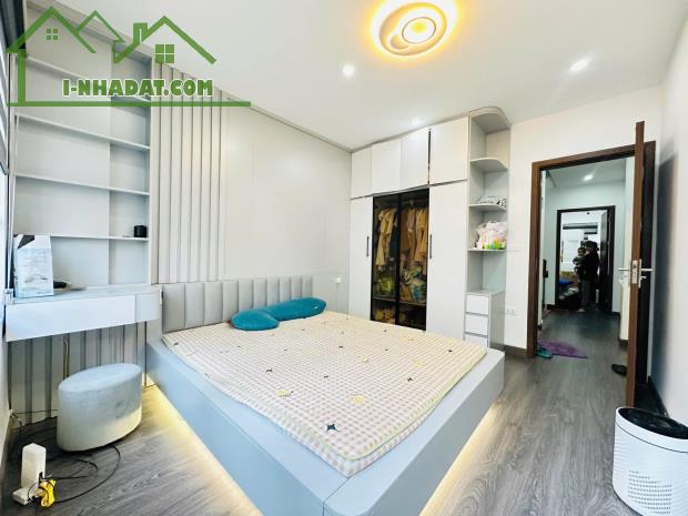 NHÀ ĐẸP CẠNH KĐT ĐẠI KIM - KIM GIANG - 36M2 - 5 TẦNG - HƠN 7 TỶ - FULL NỘI THẤT - SỔ ĐẸP - - 2