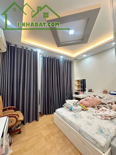 * Bán Nhà Đẹp Ở Ngay, Nguyễn Biểu Quận 5,4 tầng 4X13, 4PN Nhỉnh 9Tỷ - 3