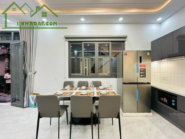 Chủ kẹt tiền bán gấp nhà ở Hẻm 1/ Lê Quốc Hưng, Phường 12, Quận 4. Giá 3ty650 TL - 2