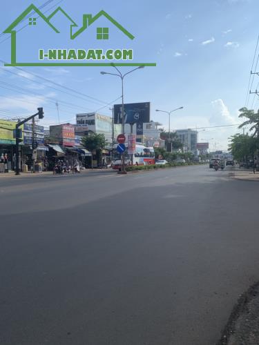 SANG LỖ 10.500M2 ĐẤT THỔ CƯ SỔ HỒNG RIÊNG MẶT TIỀN ĐƯỜNG LỚN CẠNH KCN GIÁ 185 TRIỆU - 5