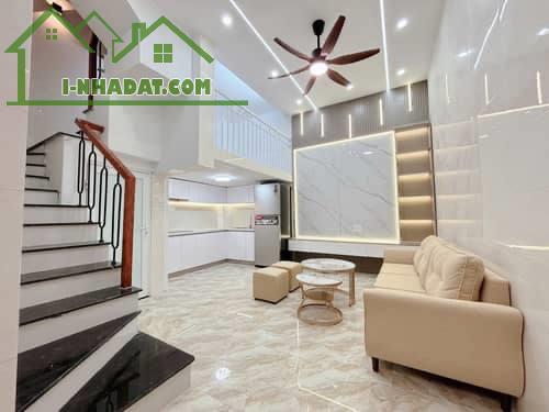 Cơ Hội Đầu Tư: Nhà 29m², Mặt Tiền 5.2m Tại Ngã Tư Sở Trường Chinh - Giá 5.5 Tỷ VNĐ - 3