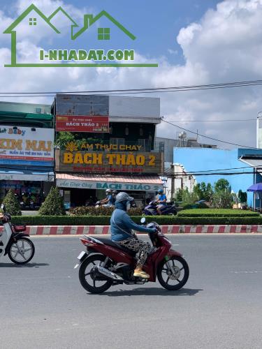 Nhà rộng rãi mặt tiền Mậu Thân đang cho cơm chay Bách Thảo thuê, Cần Thơ - 25 tỷ - 5