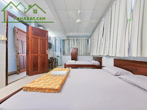 BÁN GẤP HOTEL Ở NƠ TRANG LONG-P7 BÌNH THẠNH-170M2 19PN-THU 200TR/Tháng-Nhỉnh 53Tỷ TL mạnh - 1