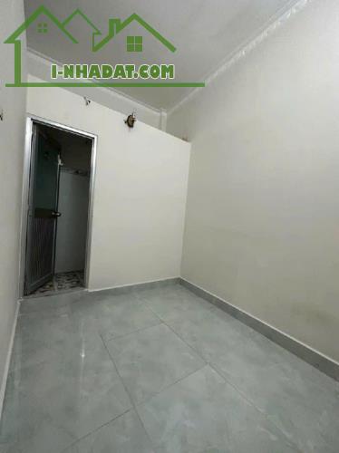 Nhà Hẻm Xe Hơi Thông - 499/6/ Quang Trung Phường 10 Gv - giá 2 Tỷ