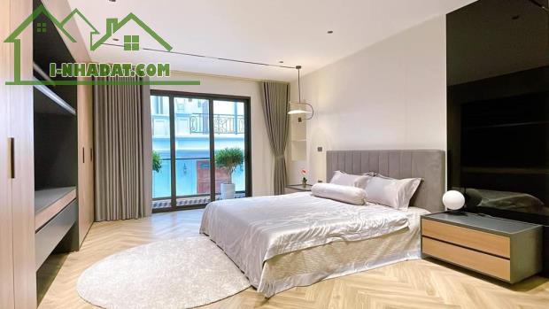 Hiếm, Bán Nhà Phố Lâm Hạ, Hoàng Như Tiếp, 46m2, 7Tầng, Gara Ô Tô, Thang Máy, Full Nội Thất - 4