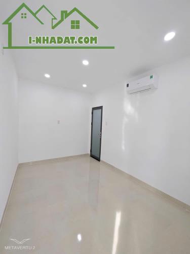 🏡Nhà mới 2 tầng như Vila (Sổ hoàn công . Vị trí đẹp hẻm 3m góc 2 mặt tiền ) - 3