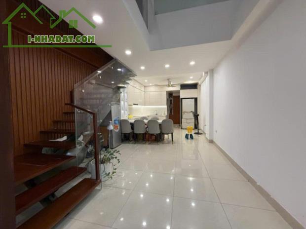 Nhà Mỹ Đình, 56m², 5 Tầng, 11.5 Tỷ - Nhà Mới, Ngõ Rộng Thoáng