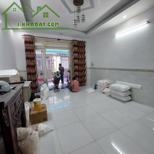 80m2 PHAN VĂN HỚN QUẬN 12( 2 LẦU) 4 PN GIÁ HƠN 4 TỶ