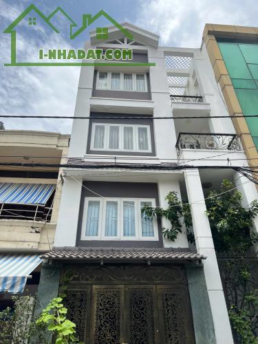 Bán nhà Trần Xuân Soạn - Quận 7 - 74m2 - ngang 4.2m - 5 phòng ngủ - nhỉnh 8.x tỷ TL. - 2