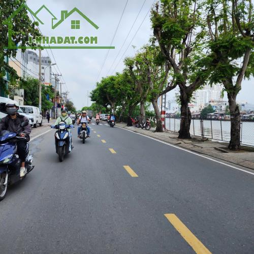 Bán nhà Trần Xuân Soạn - Quận 7 - 74m2 - ngang 4.2m - 5 phòng ngủ - nhỉnh 8.x tỷ TL. - 1