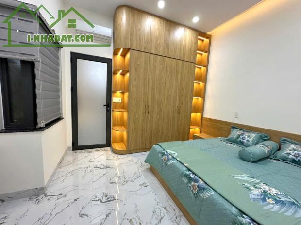 💥Nhà 2 Mê,Mới TC 5*25m,Nguyễn Đình Hoàng(hẻm 18 Giải Phóng Cũ),gần Hoàng Việt,gần Hà Huy