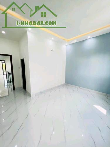 Nhà 1T1L SHR hẻm thông 100m2 gần THCS Nguyễn văn linh Giá 1Tỷ200 - 2