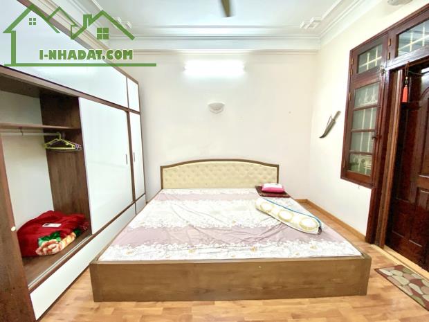 Nhà phố Hoàng Quốc Việt, phân lô 2 thoáng 55m² MT Khủng vỉa hè oto KD18 tỷ 5 - 1