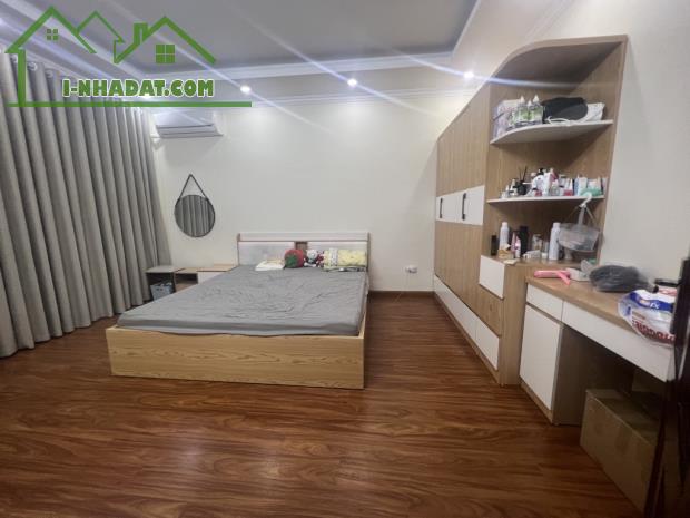 DÂN XÂY-AN NINH SIÊU TỐT-SÁT PHỐ-OTO-NGÕ THÔNG-TIỆN ÍCH BỦA VÂY - 1