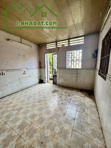 Nhà nát sát Mặt Tiền Bạch Đằng 84m2 CN ngang 4.4 nở hậu - lô góc chỉ 7 tỷ - 1