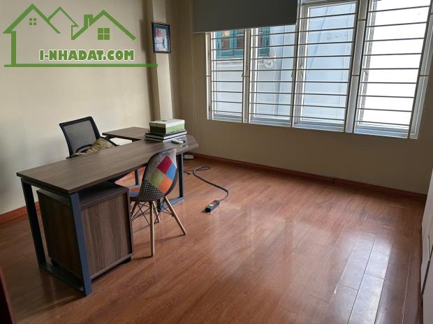 Bán nhà 15m ra Nguyễn Ngọc Vũ 6 tầng 63m2 có thang máy, ôtô đỗ thoải mái, tiện làm VP, spa - 5