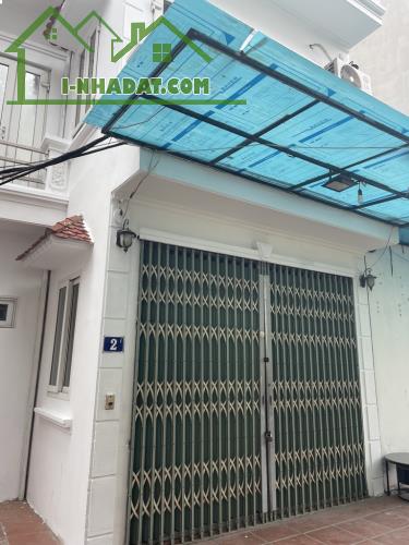 Bán nhà Thanh Am, 3 tầng, 35m2, DÂN XÂY, ngõ Ô TÔ THÔNG, THOÁNG ĐÃNG. Ở NGAY