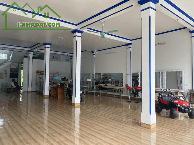 Bán nhà mặt đường Đông Hưng, Diện tích sổ 200m2, Giá chỉ hơn 8 tỷ - 2