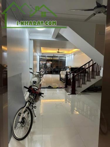 MẶT PHỐ VỈA HÈ ĐÁ BÓNG CỔ LINH PHỐ TRẠM 103M2 x 5T THANG MÁY KINH DOANH. 40,5TỶ - 1