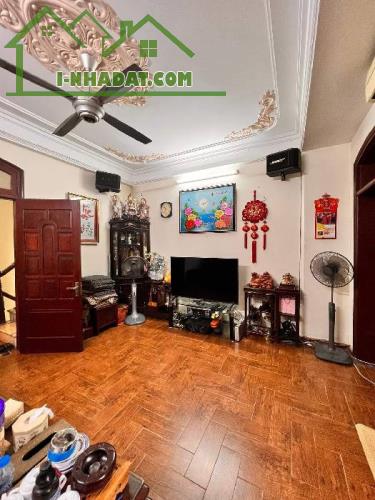 NHÀ PHỐ KIM NGƯU - PHÂN LÔ - Ô TÔ VÀO NHÀ - KINH DOANH TỐT - 43M2 - 5 TẦNG - 12.5TỶ - 2
