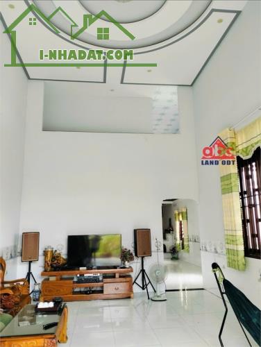 NP979 bán nhà 1 lầu, khu xóm an ninh, gần trường học ,chợ, nhà thờ. ngang đất 10m