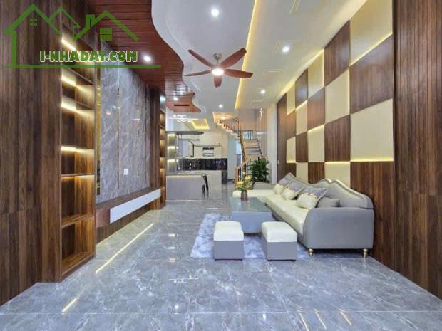 Vị Trí Đẹp , Giao Thông Thuận Tiện – 50m2 – Oto Trước Cửa ngay Đại Thành .10p ra ĐL Thăng - 2