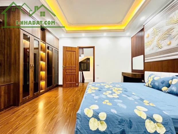 Bán nhà Định Công, dân xây - 2 mặt thoáng - ngõ rộng 3m, 50m2 x 5T x 6,95 tỷ - 4